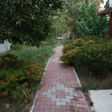 Вилла Summer House With Garden 5 Minutes From Beach Анталья